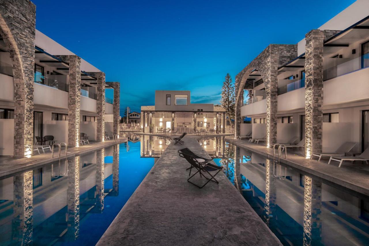 Cavo Di Hotel Kalamákion